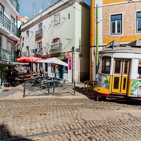 Live Alfama By Tram 28 | 1br